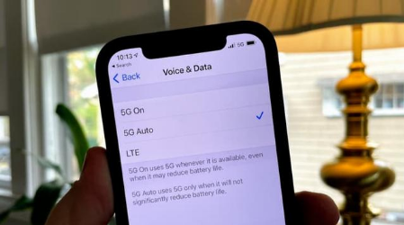 普陀苹果手机维修分享iPhone 12如何打开或关闭5G网络 